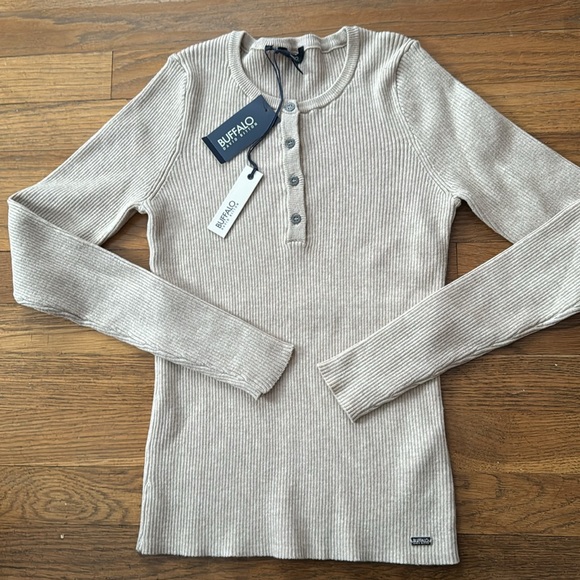 🦬 Buffalo David Bitton heather oatmeal ribbed henley sweater. Size S. NWT. - Picture 5 of 12